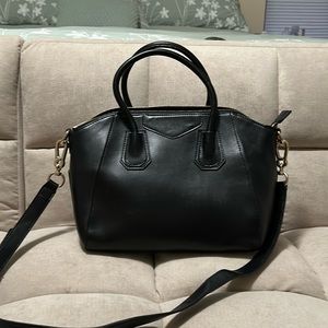 Cuore & Pelle black leather purse